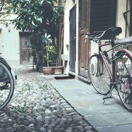 Casa Navi - Typical House By Navigli Apartment